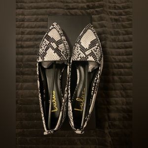 Lulu’s Emmy Natural Snake Pointed Loafers